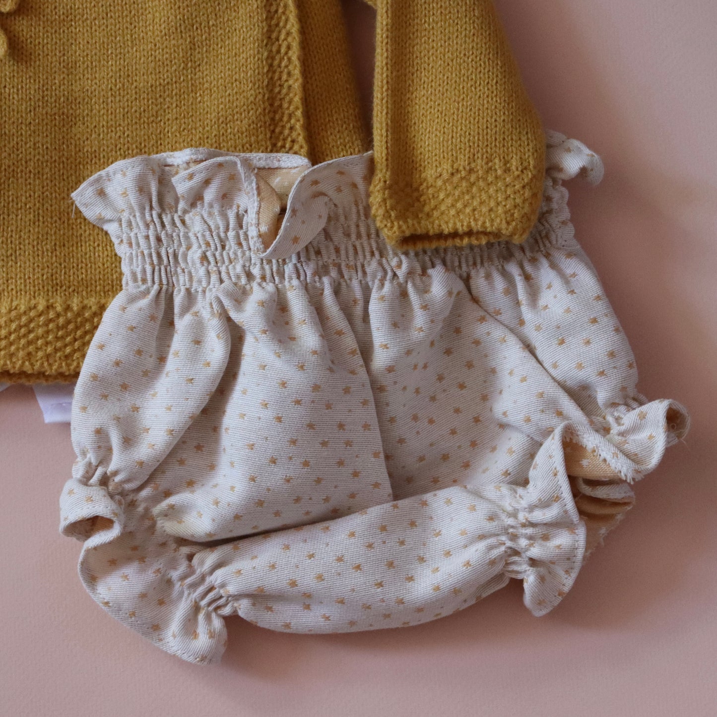 Conjunto Lazo Amarillo