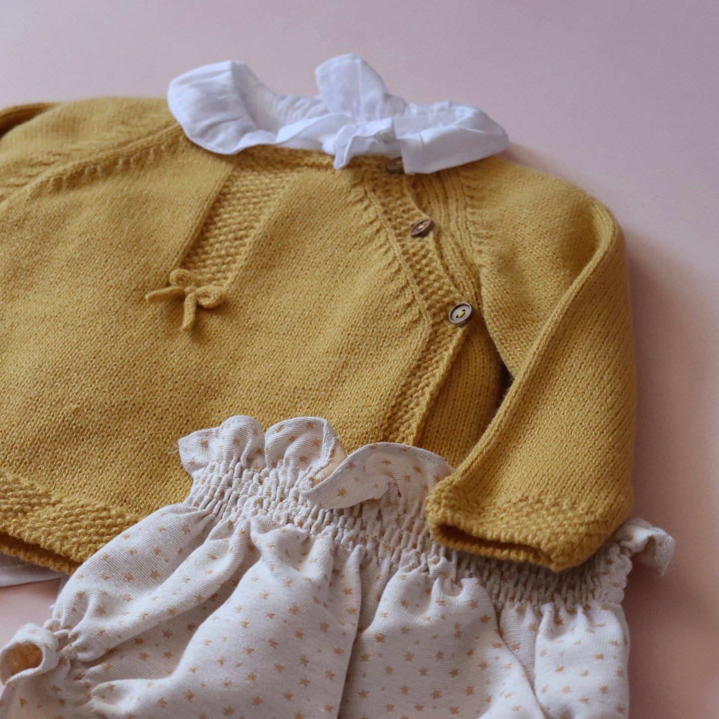 Conjunto Lazo Amarillo