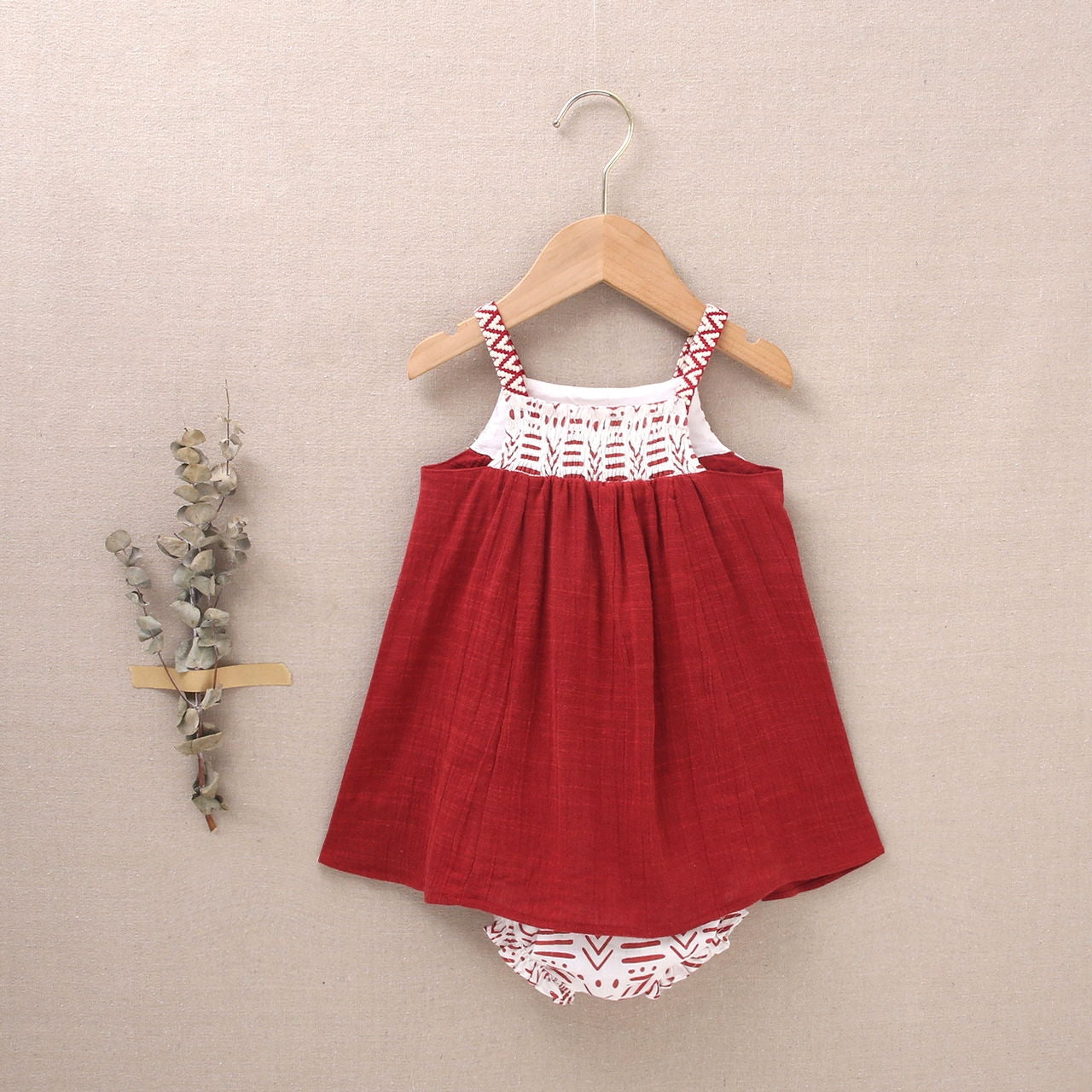 Vestido bebé niña rojo étnico