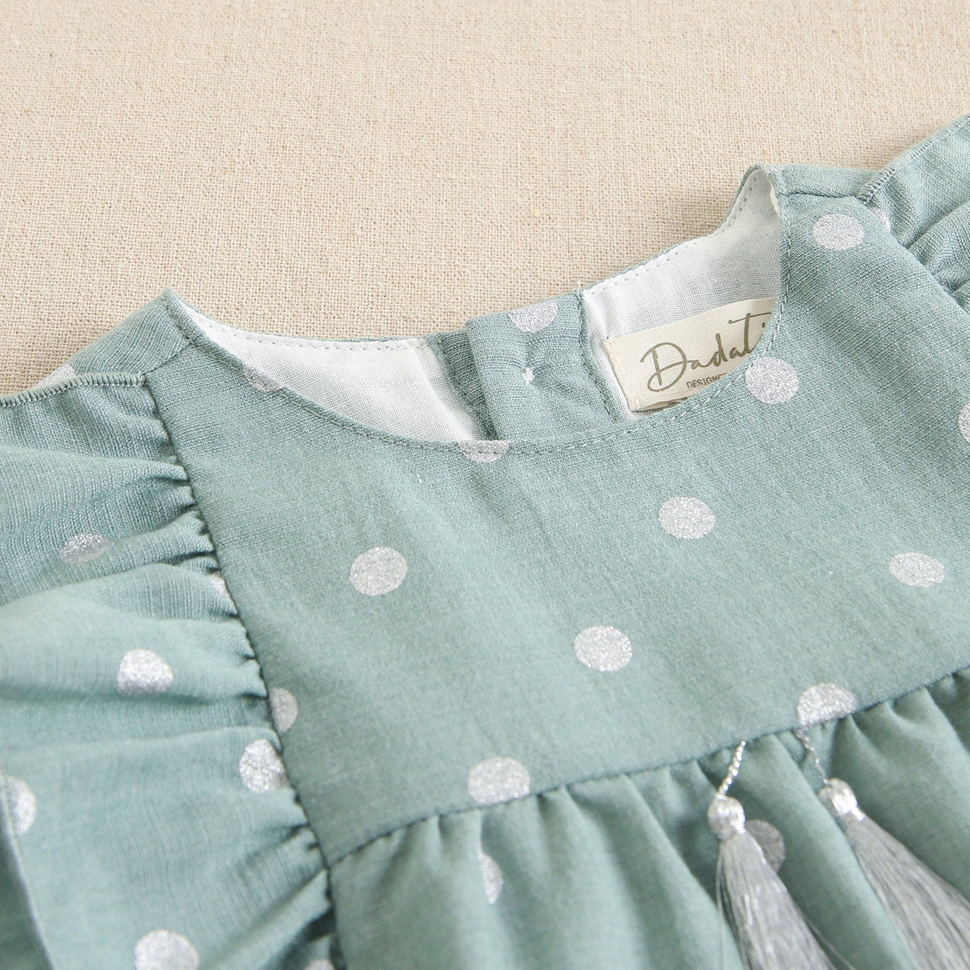 Vestido bebé niña pino